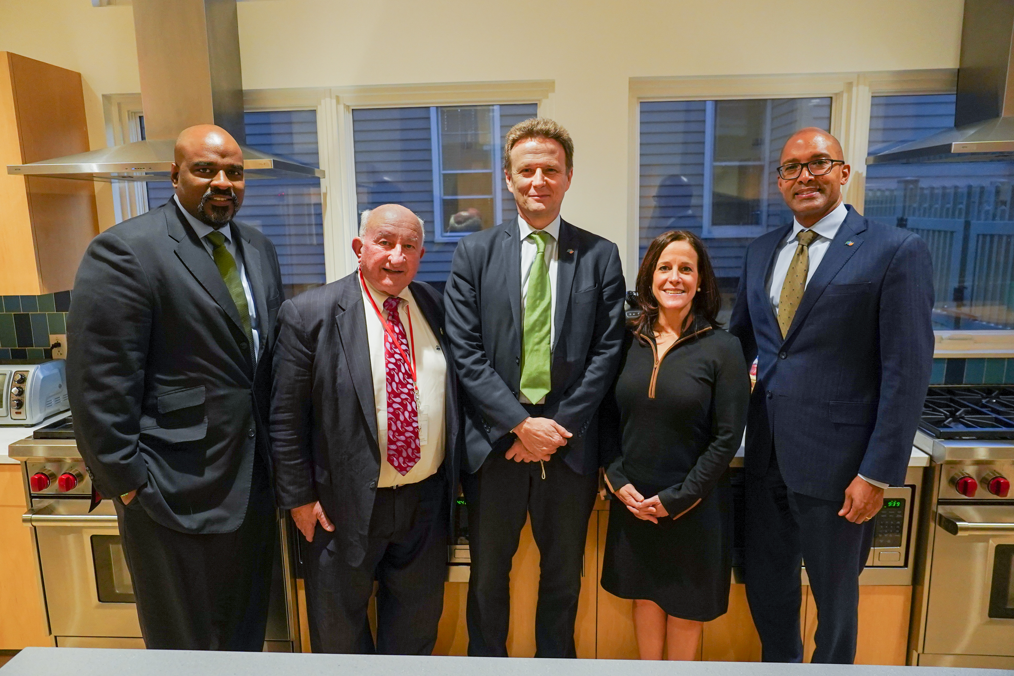 AVANGRID CEO Pedro Azagra, United Illuminating CEO Frank Reynolds, and Avangrid Foundation Executive Director Pablo Colón visit with Michelle D’Amore, Executive Director and Dick Popilowski, Chief Development Officer, of Ronald McDonald House Charities of Connecticut and Western Massachusetts on Thursday, November 17, 2022.